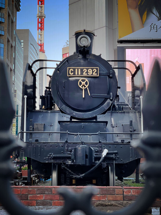 sumomo365_202110_Shinbashi_C2_292_00.jpg