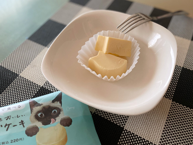 sumomo365_202203_Family_Mart_Cheesecake_01.jpg