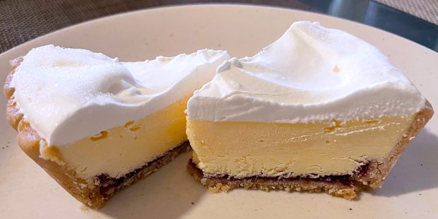 sumomo365_202205_Snow_melting_cheesecake_03.jpg