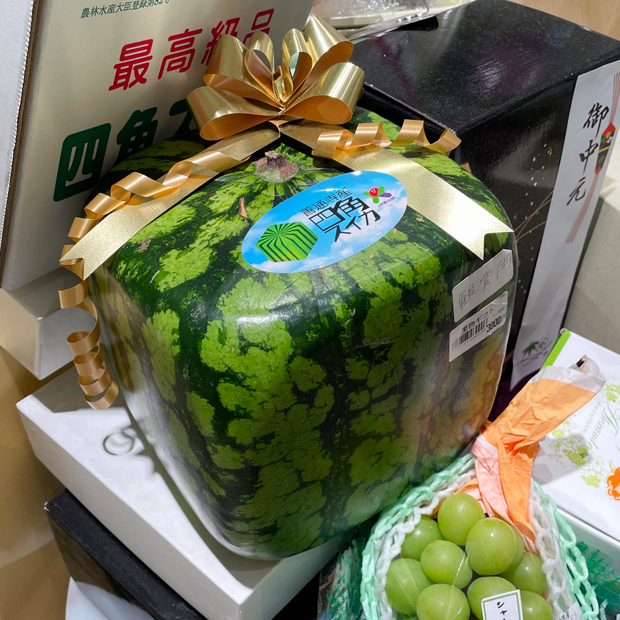 sumomo365_20220719_watermelon_00.jpg