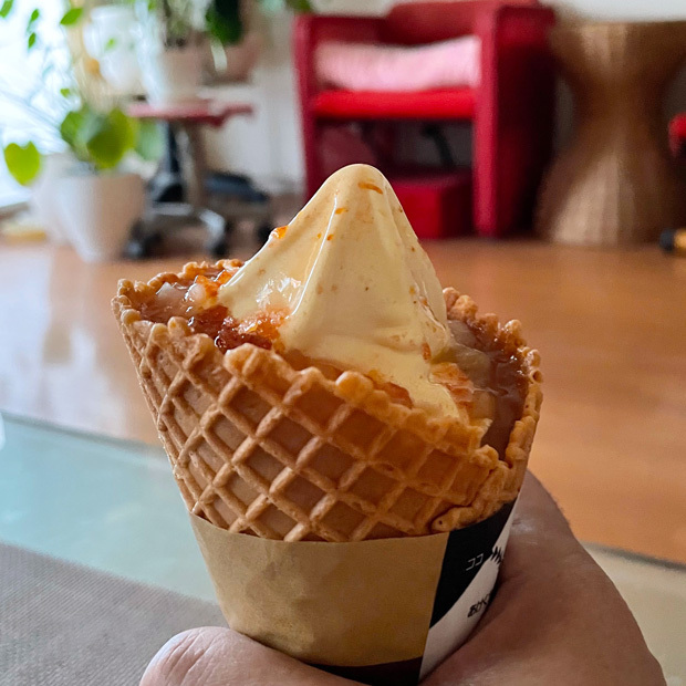 sumomo365_20230319_softcream_hakutousoft_01.jpg