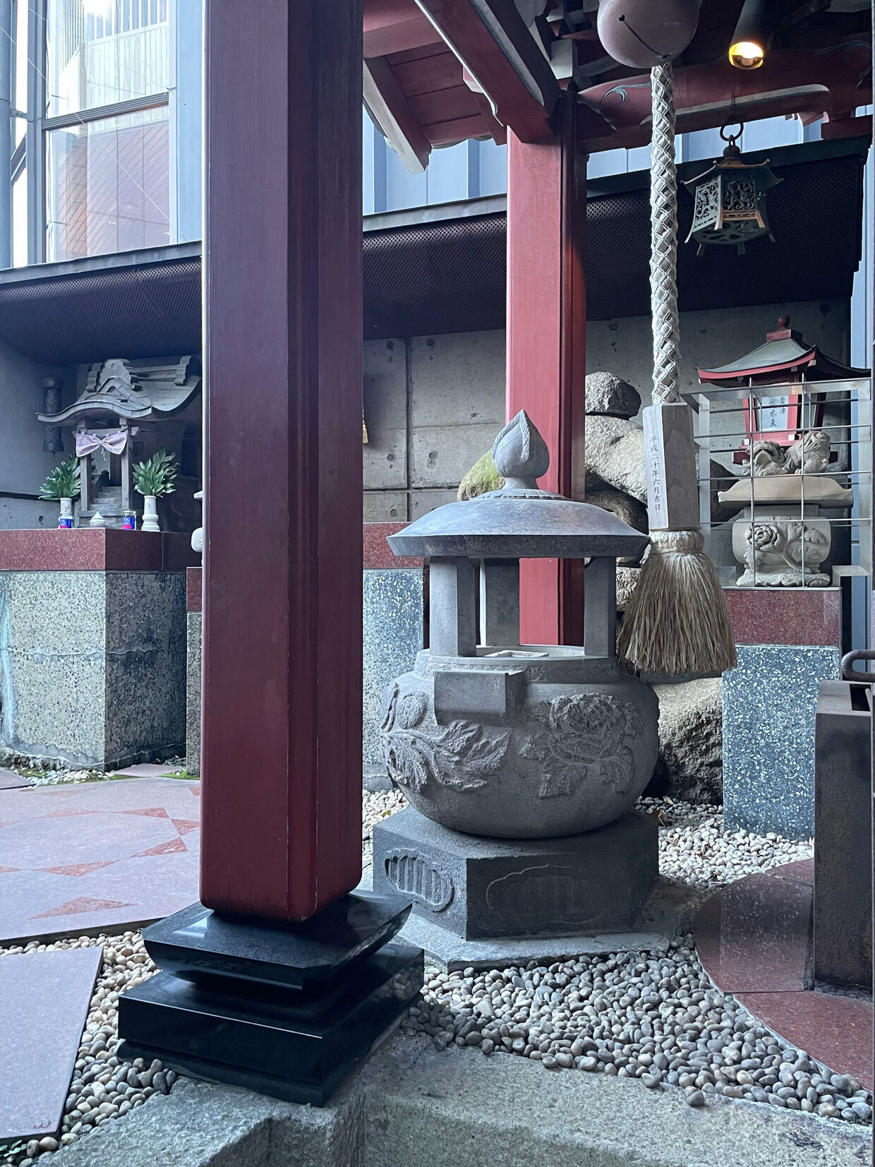 sumomo365_20241123_miyaonkaku_mikiinari_09.jpg